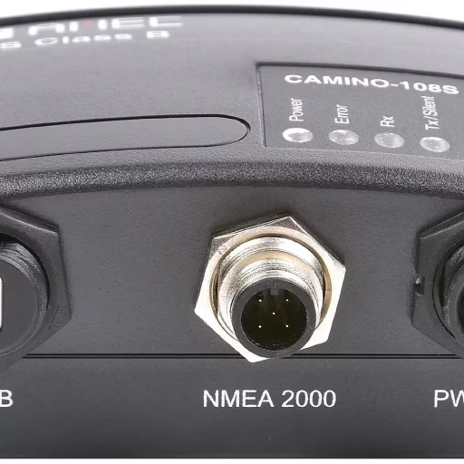 AMEC Camino 108S AIS transponder m/splitter